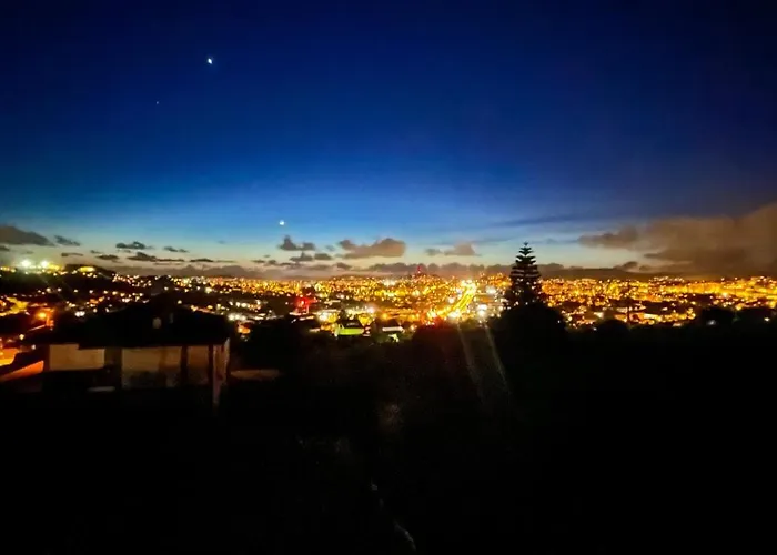 Con Piscina Y 2000 M De Jardin *